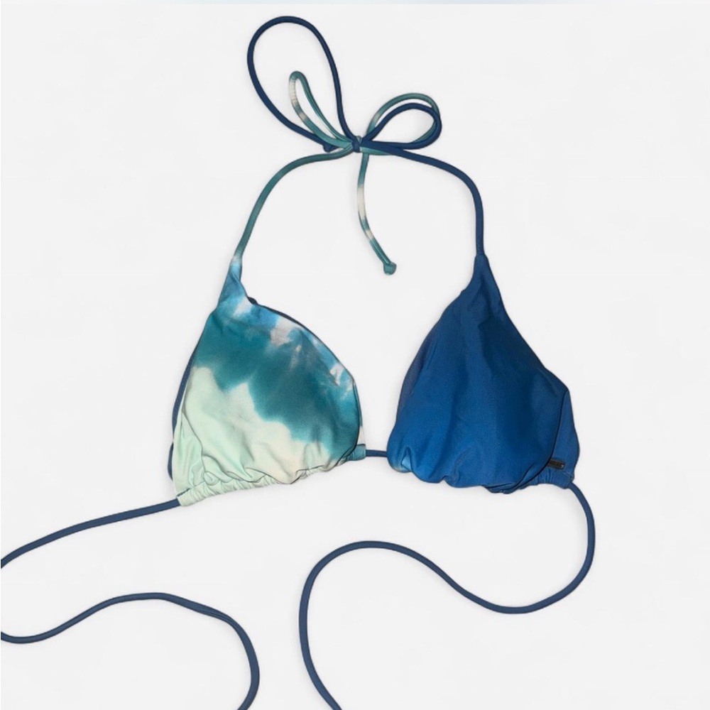 Women of the waves blue ombré bikini top